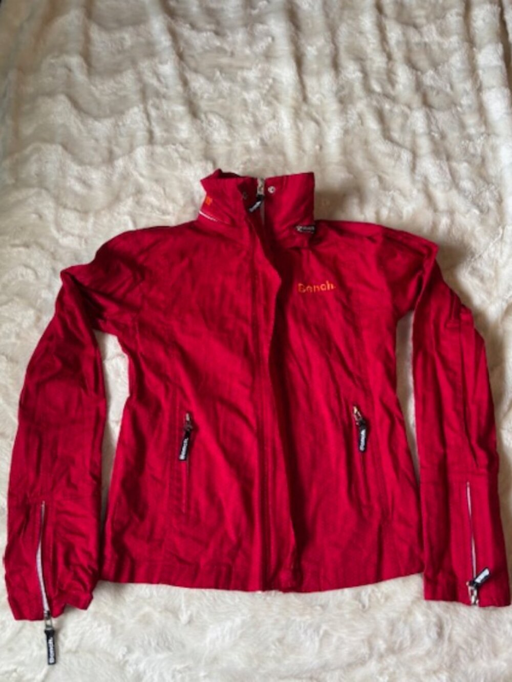 Bench Hooded BBQ Unlined Jacket Red Black Orange Ladies Junior Size Med
